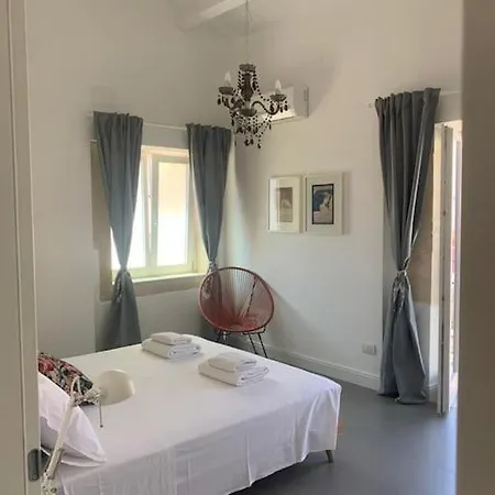 Casa Cadur * Syracuse