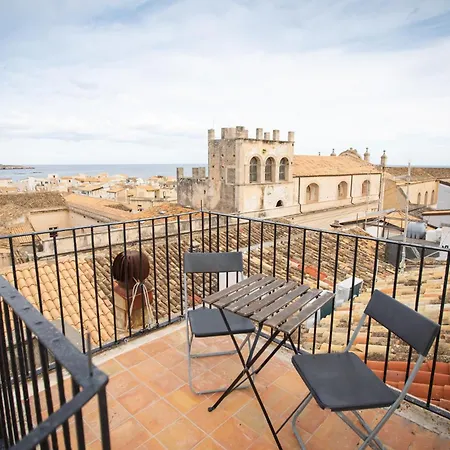 Casa Cadur * Syracuse