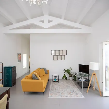 Casa Cadur سيراكوزا